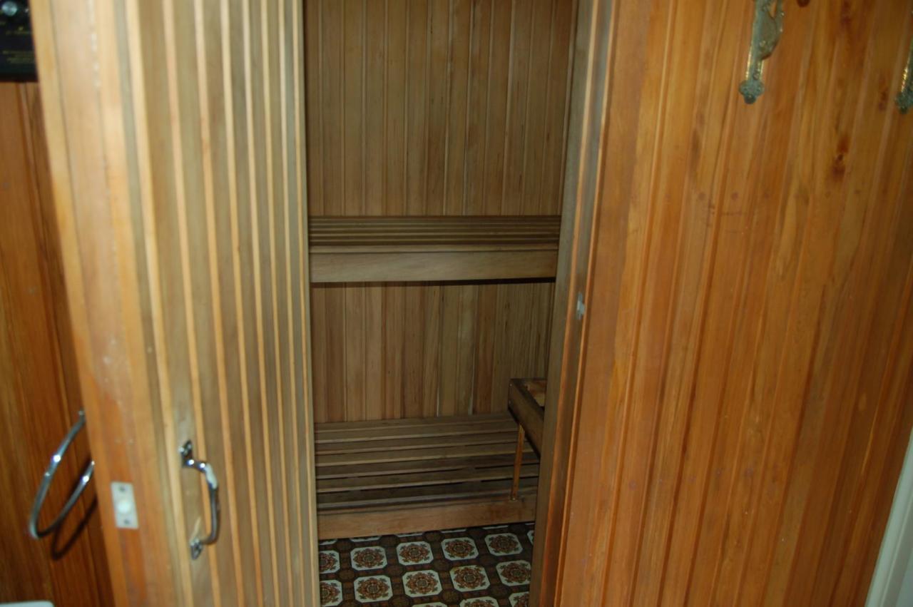 Oak Lodge Греймут Екстериор снимка