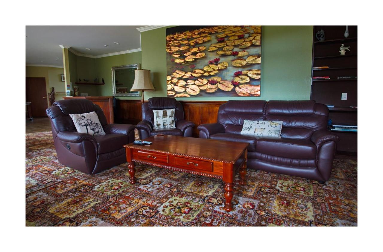 Oak Lodge Греймут Екстериор снимка